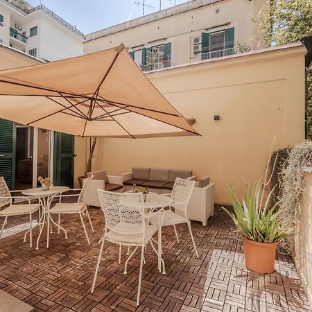 Hotiday Room Collection - Napoli Residenza Scarlatti Εξωτερικό φωτογραφία