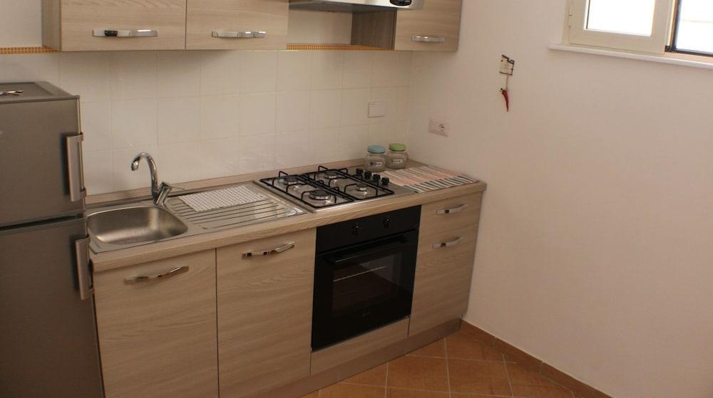 Hotiday Room Collection - Napoli Residenza Scarlatti Εξωτερικό φωτογραφία